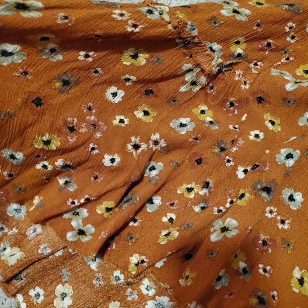 Millibon Floral Mini Dress in Orange and White - Picture 8 of 8